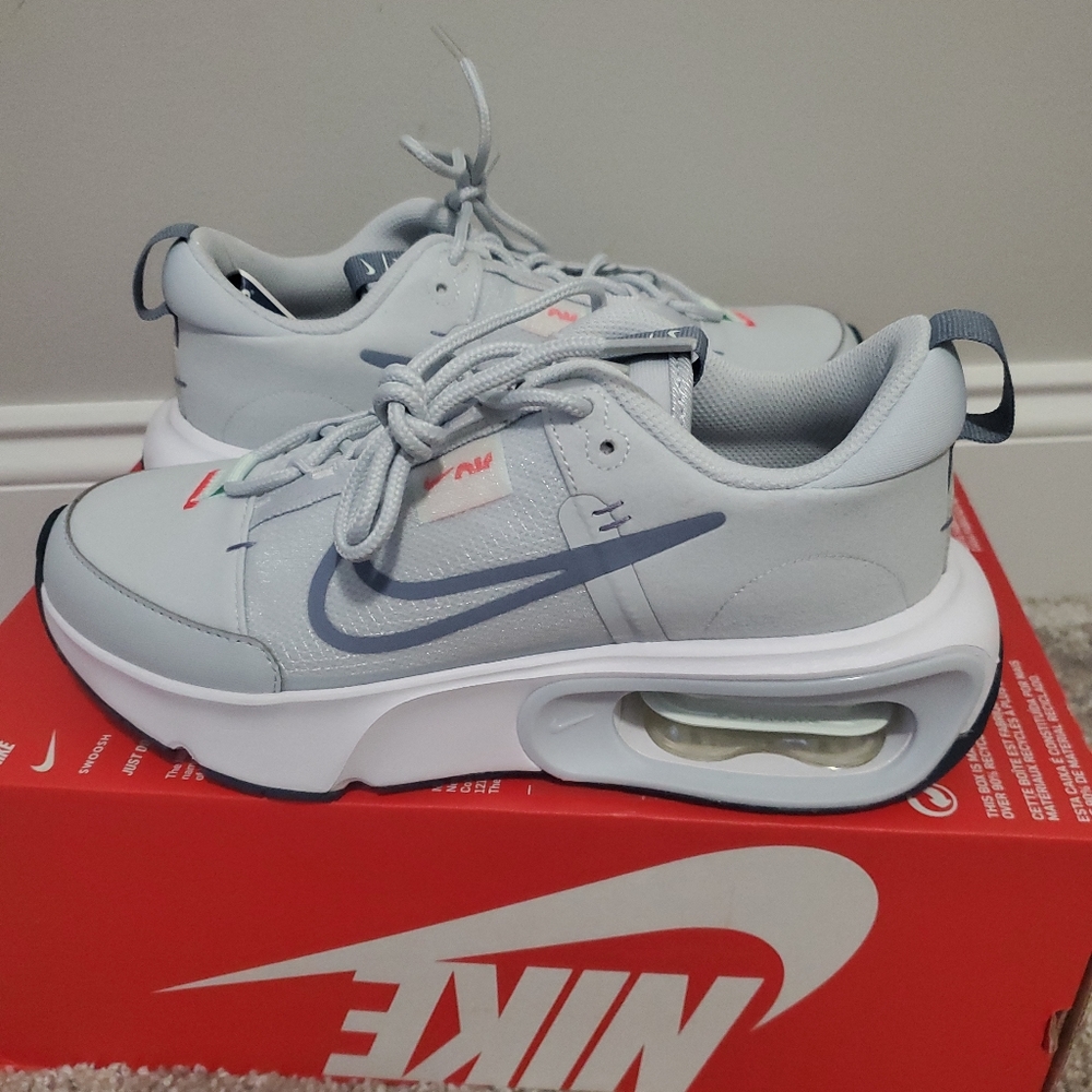 Nike Air Max INTRLK Women's DQ2904-400 Blue/White Size 7.5 New in box no lid
